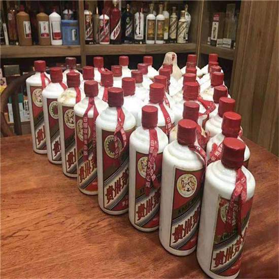 米东名酒回收